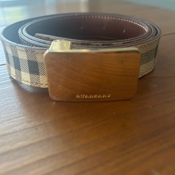 Burberry Checkered Belt with Gold Buckle - Picture 1 of 7